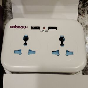 Power Hub Australia / China with 2 2.1 USB ports New